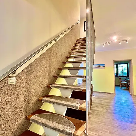 Apartment Haus Am Berg1 Neuenkirchen (Landhagen)